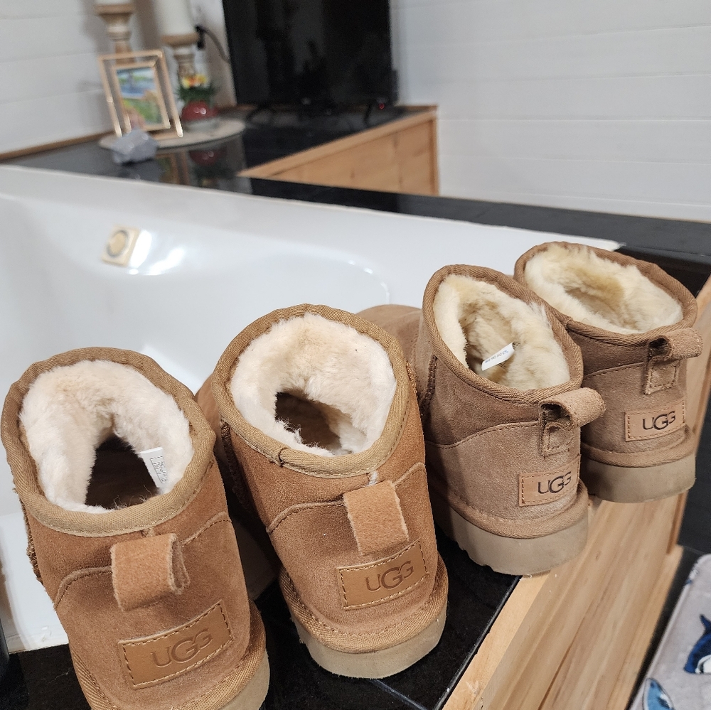Ugg style Ugg ankle boots - Picture 10 of 10